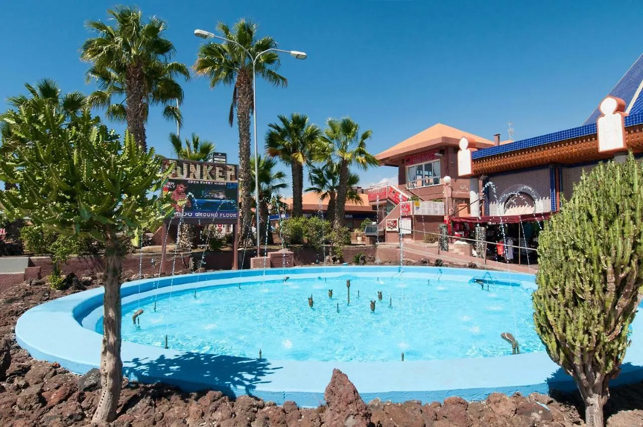 Holiday home Cozy Bungalow For 6 In Playa Del Ingles Gd04 By Villagrancanaria Spain