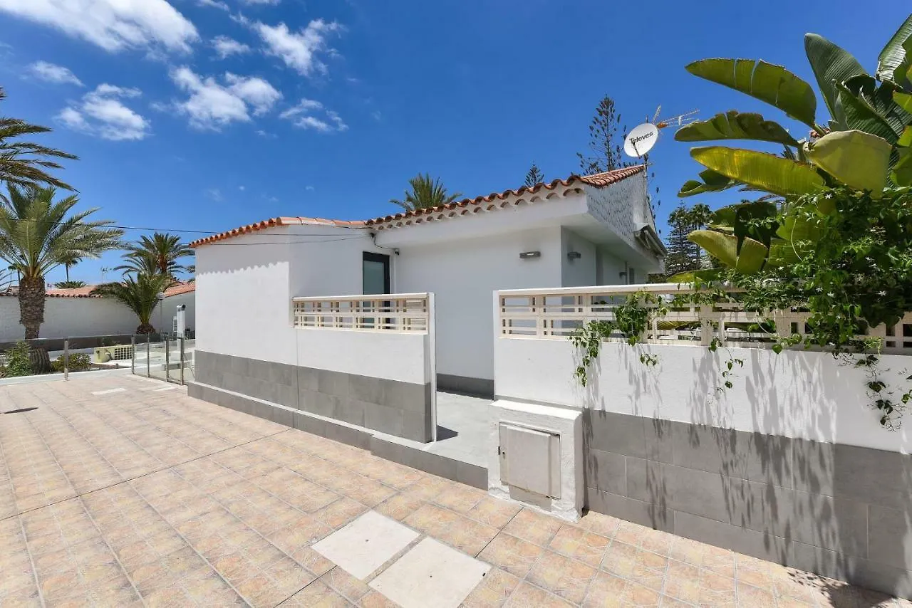 Cozy Bungalow For 6 In Playa Del Ingles Gd04 By Villagrancanaria Playa del Ingles (Gran Canaria)